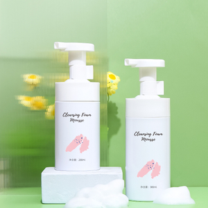 Nuova bottiglia in schiuma di plastica bianca da 200 ml con clip