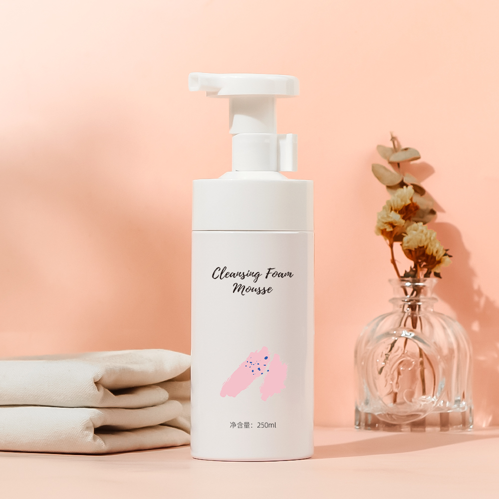 Nuova bottiglia in schiuma di plastica bianca da 200 ml con clip